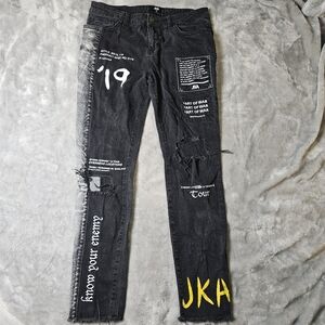 JKA Black Graphic Distressed Skinny Jeans – Men’s 32R